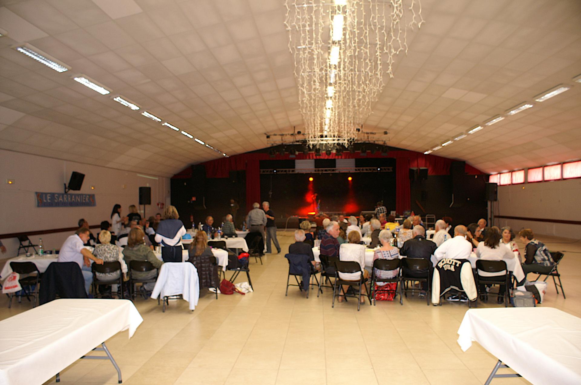 La salle à manger est pleine 2