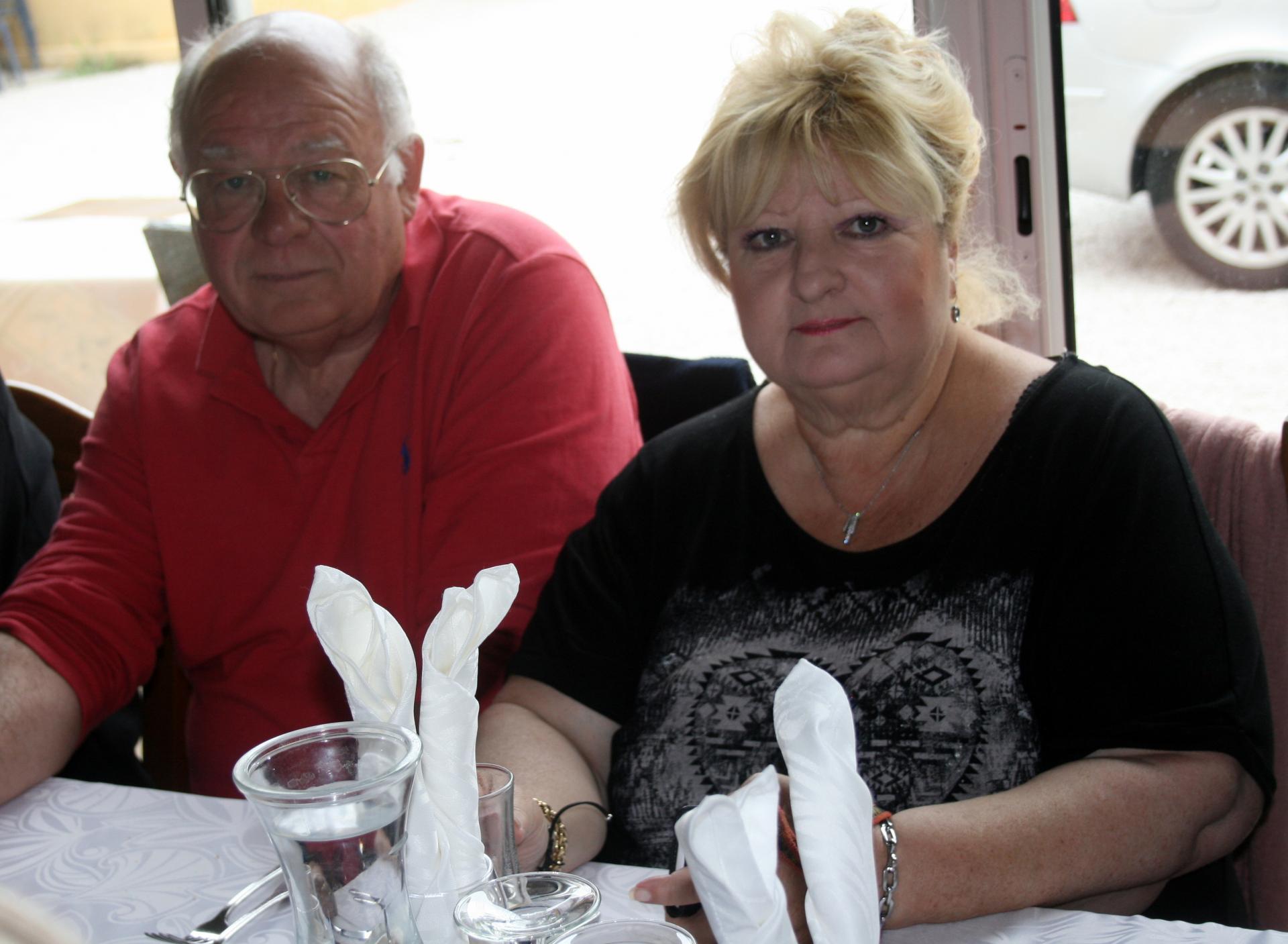 29 couple 3