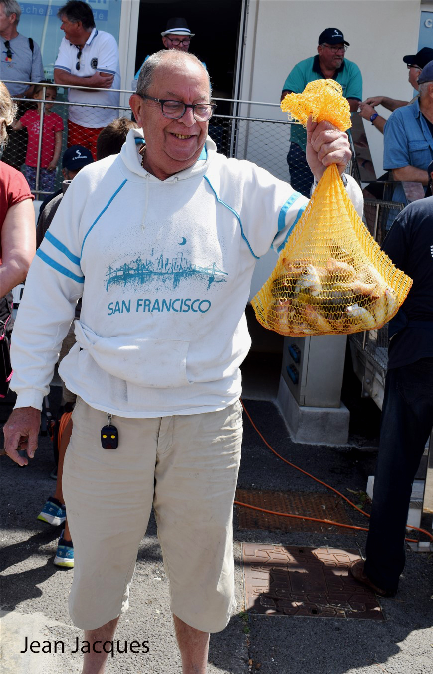 Le filet de Jean-Jacques est déjà plus rempli.