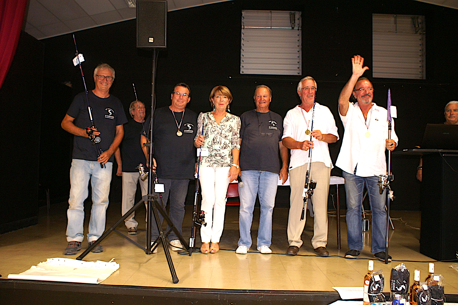 La remise des prix- tous les lauréats regroupés